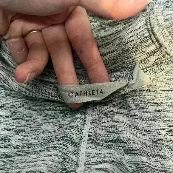 Athleta Cardigan size Small - Picture 3 of 6